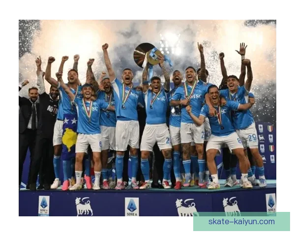 那不勒斯边路进攻表现稳健，助力球队争夺联赛佳绩